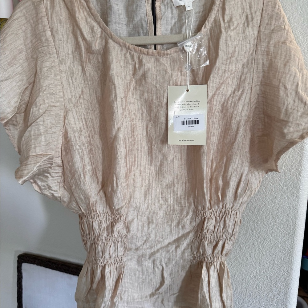 bohme Crinkle Short-Sleeve Blouse in Light Beige